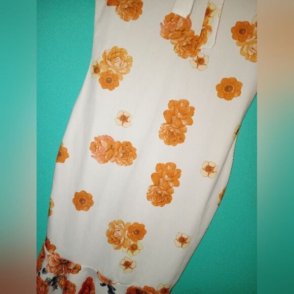 CBR Mermaid Style Fitted Floral Dress With Neck Bow And Peek A Boo - Picture 8 of 14